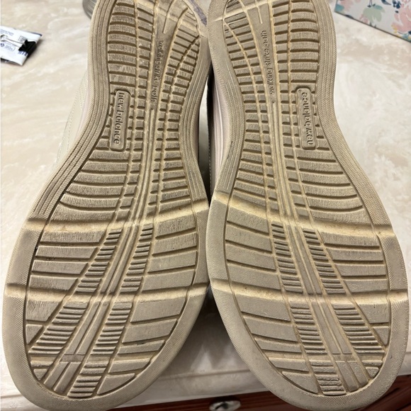 New Balance Walking Shoe. Men’s Sz 11 US. - Picture 9 of 9